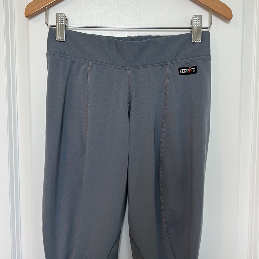 Kerrits Flow Rise Performance Tight Size
Small Gray - Picture 3 of 10